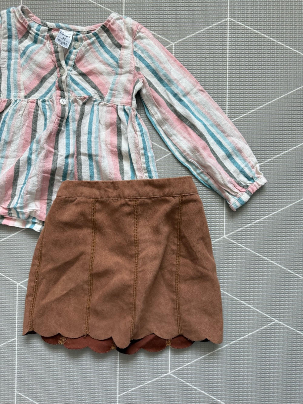 Kardashian kids|Baby girl/toddler set,Brown Scallop Hem suede skirt & linen top•